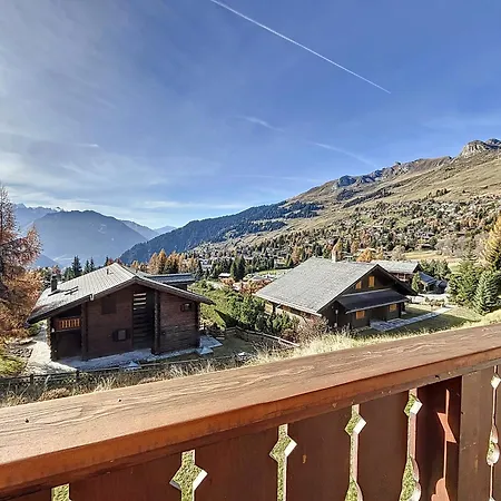 Apartamento Crescendo 208 *