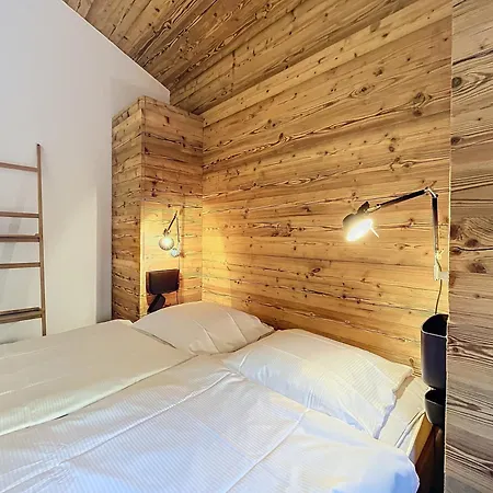 Apartamento Crescendo 208 *